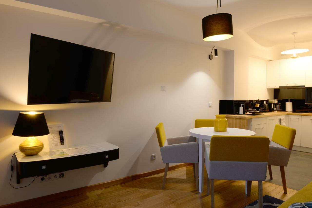 Apartamenty Kora 크리니차 즈드로이 외부 사진